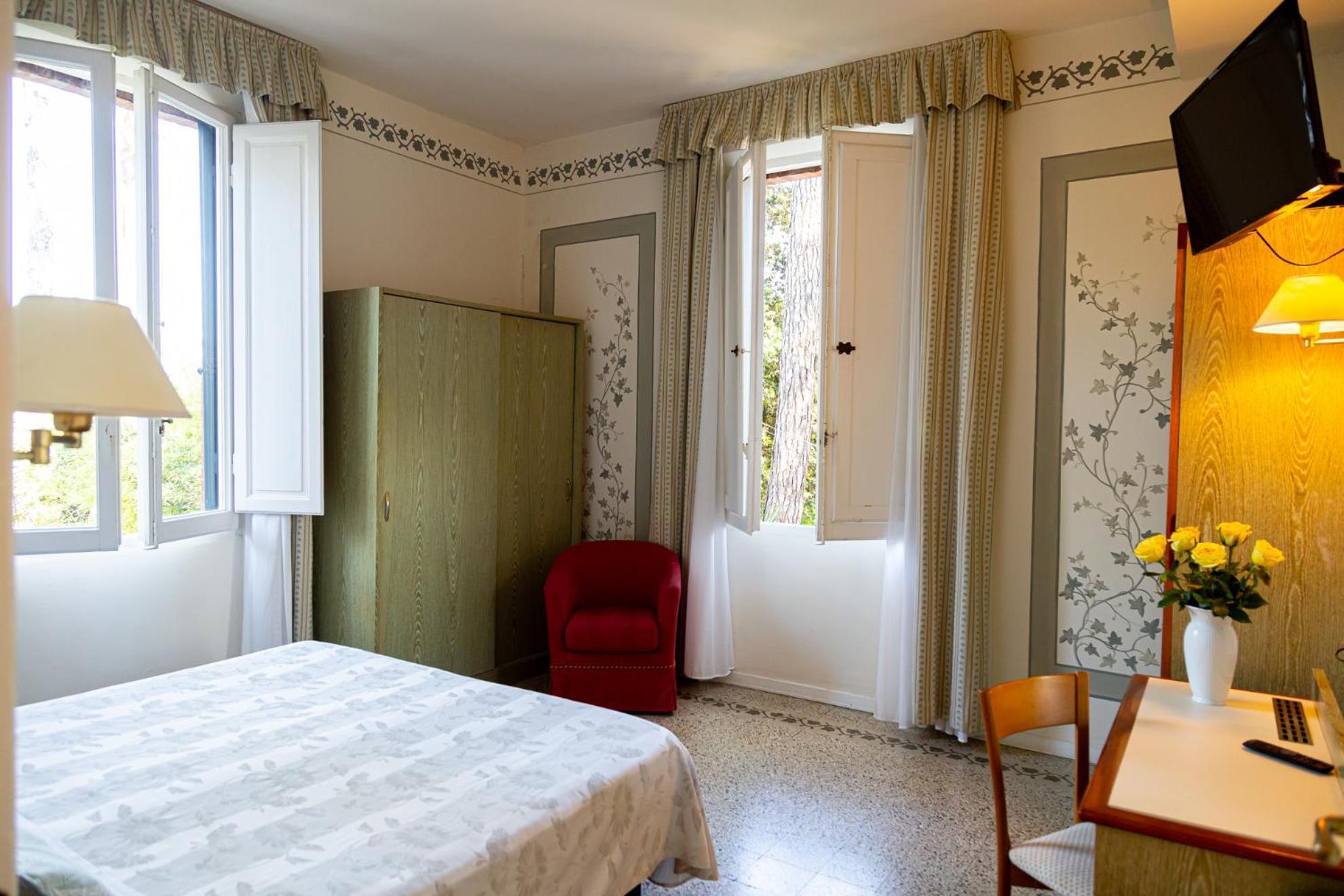 Hotel Villa Tiziana Marina di Pietrasanta Dış mekan fotoğraf