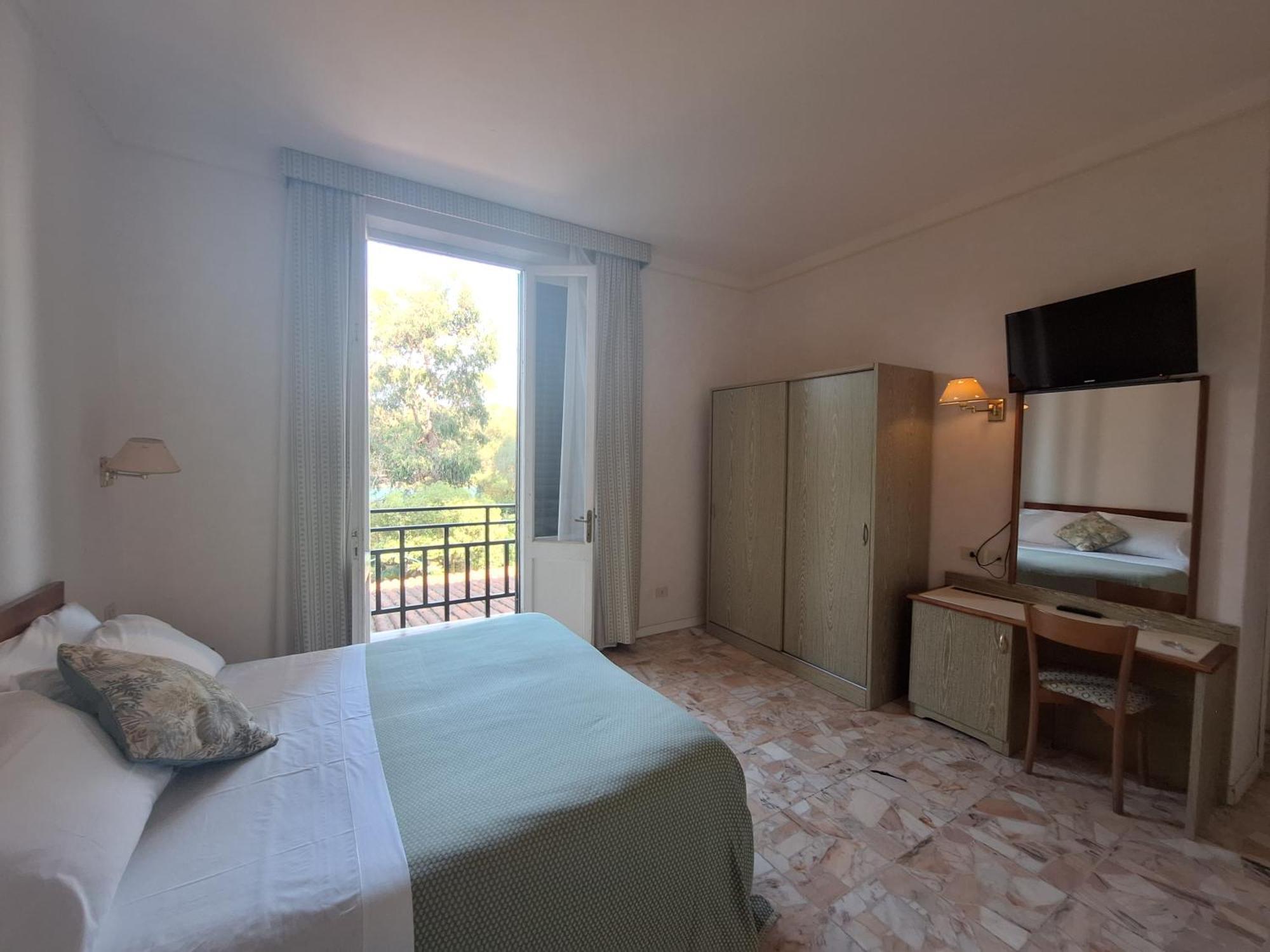 Hotel Villa Tiziana Marina di Pietrasanta Dış mekan fotoğraf