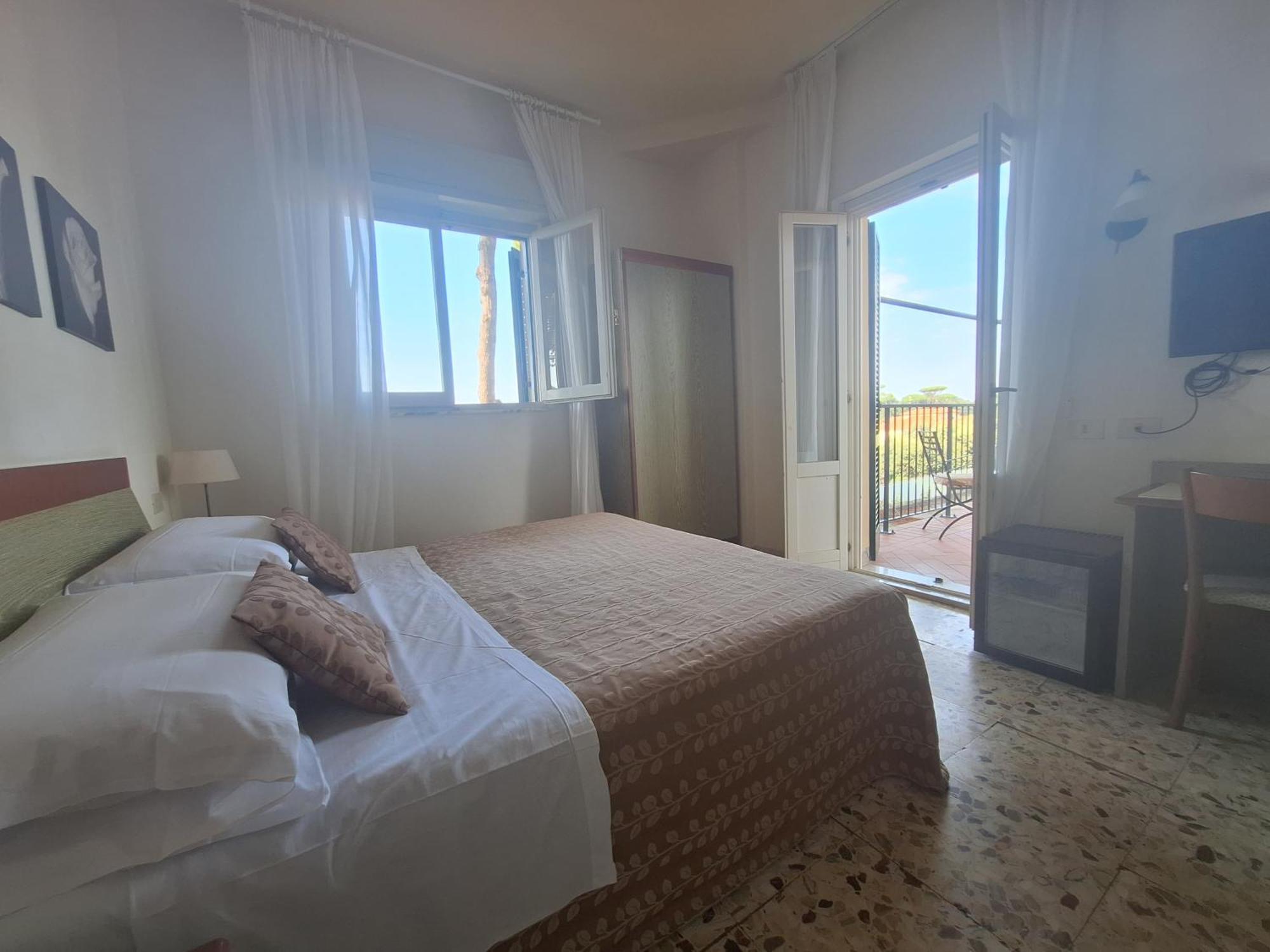 Hotel Villa Tiziana Marina di Pietrasanta Dış mekan fotoğraf