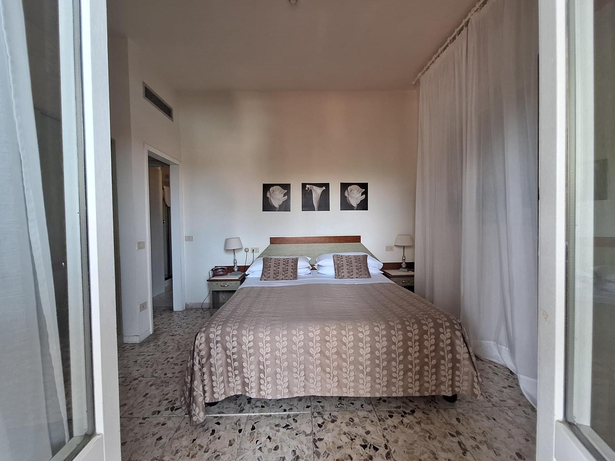 Hotel Villa Tiziana Marina di Pietrasanta Dış mekan fotoğraf