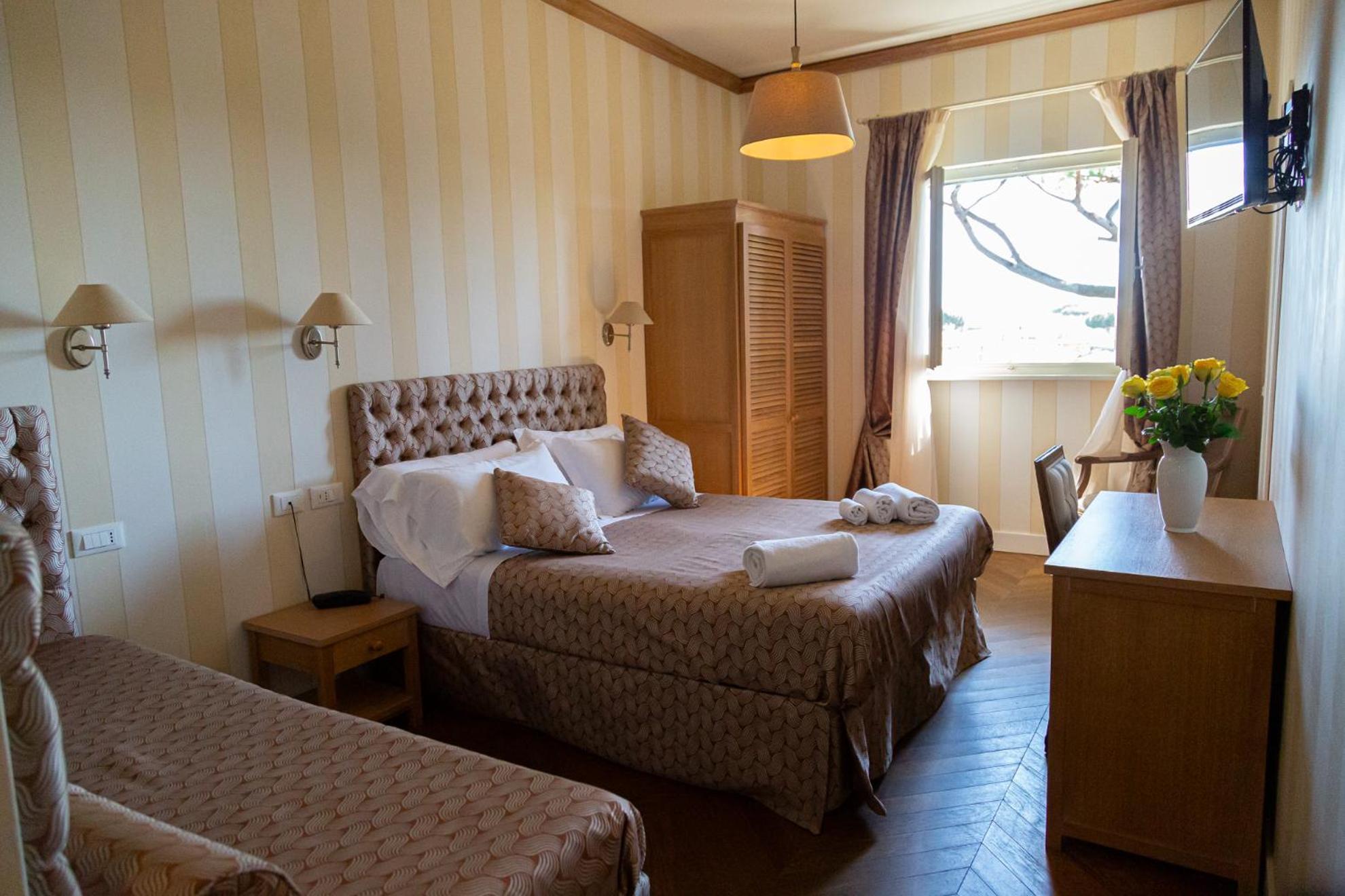 Hotel Villa Tiziana Marina di Pietrasanta Dış mekan fotoğraf