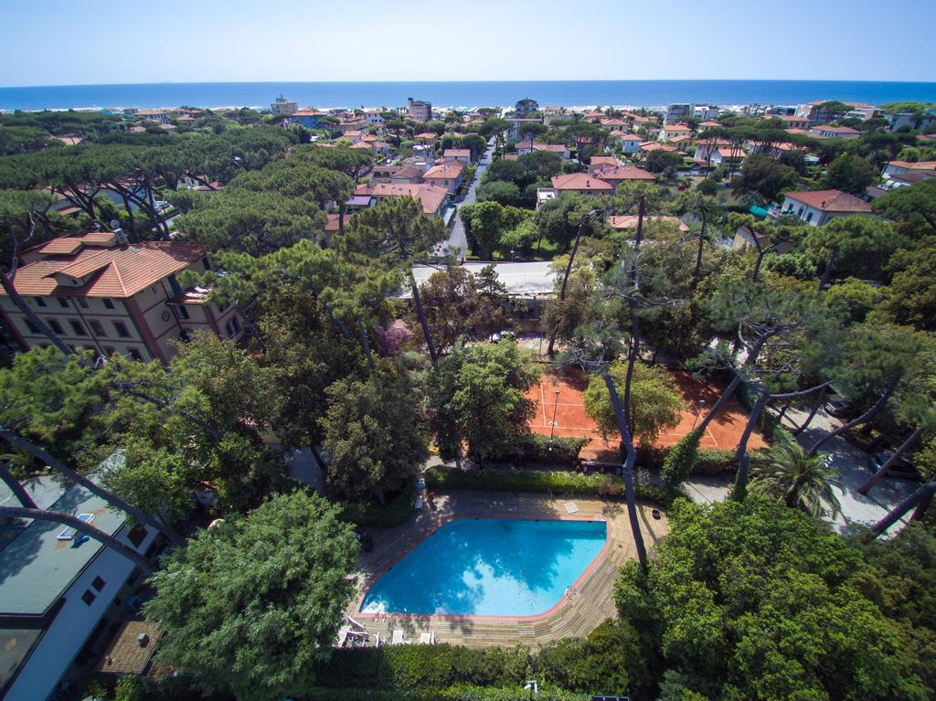 Hotel Villa Tiziana Marina di Pietrasanta Dış mekan fotoğraf