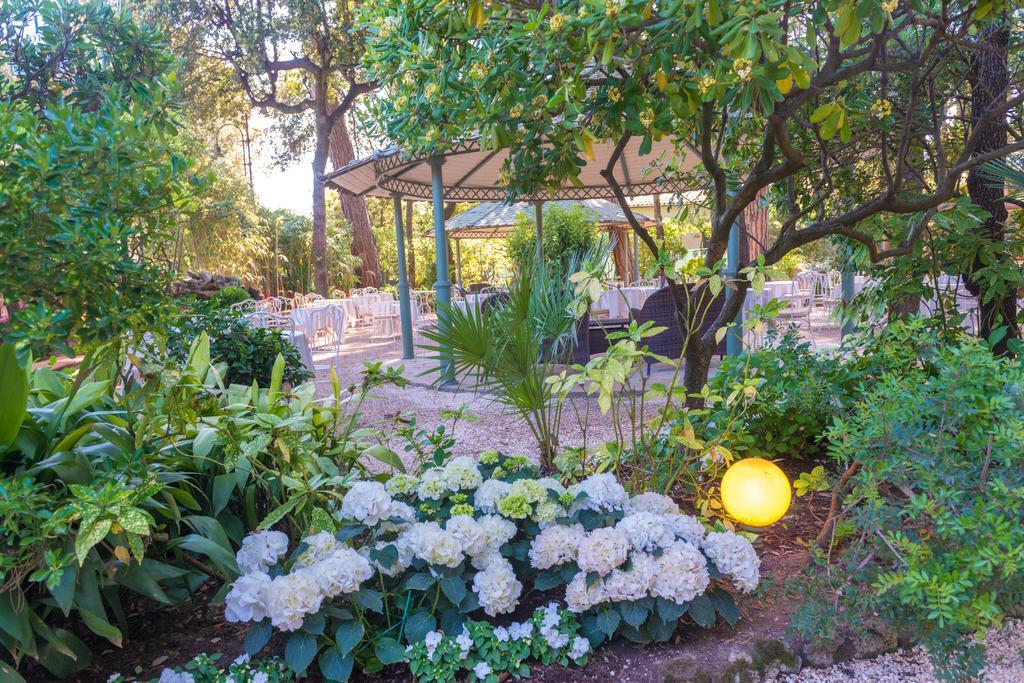 Hotel Villa Tiziana Marina di Pietrasanta Dış mekan fotoğraf