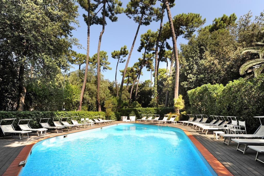 Hotel Villa Tiziana Marina di Pietrasanta Dış mekan fotoğraf